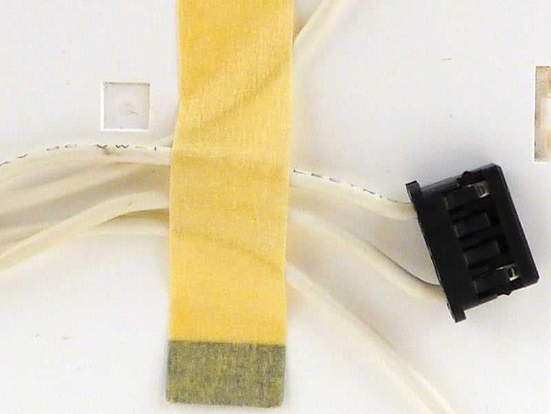 Sharp LM32P07